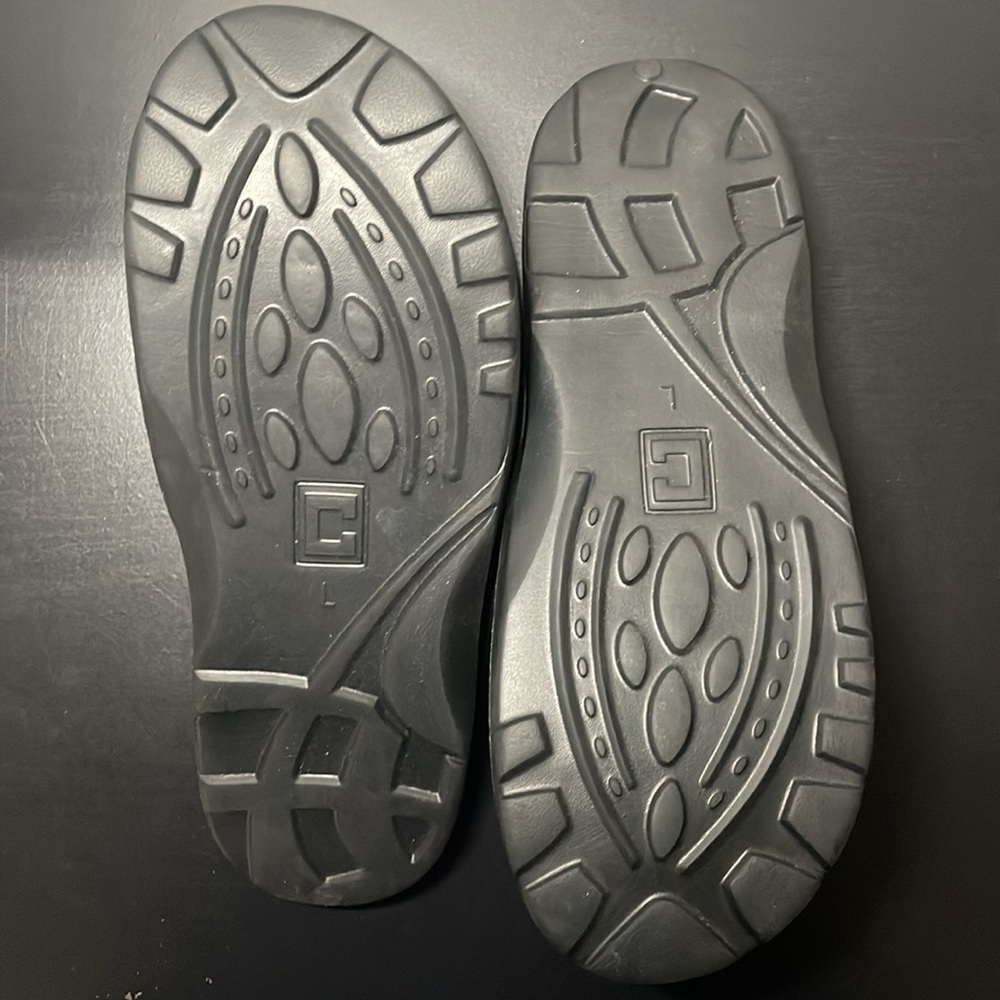 Chaps Velcro Slides - Picture 2 of 3